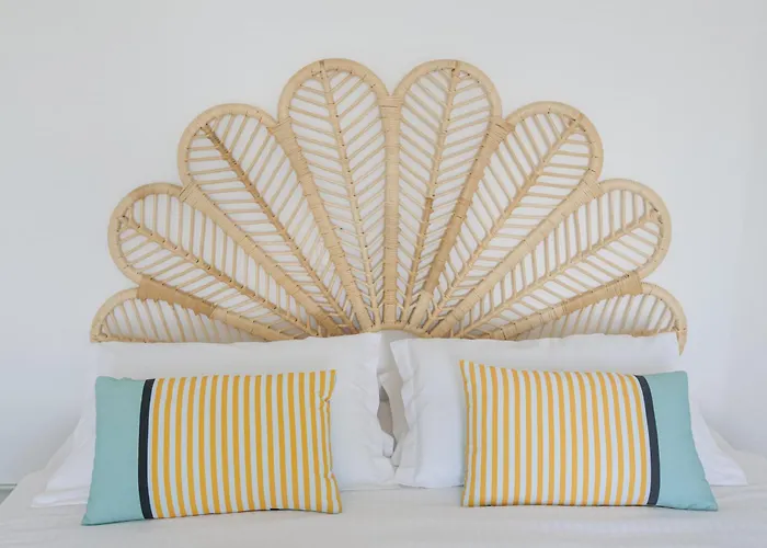 アパート Glyfa Village