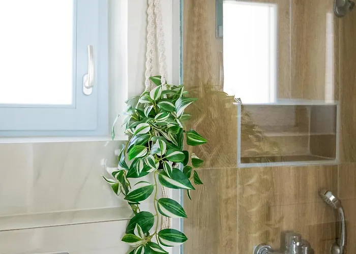 アパート Glyfa Village