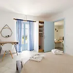 Glyfa Village Apartment Drios