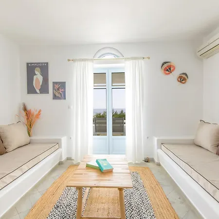 Glyfa Village 아파트