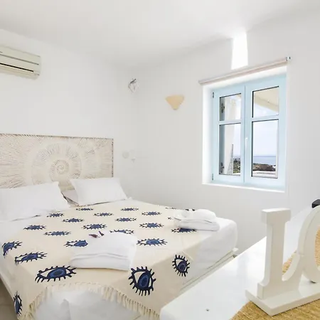 דירה Glyfa Village