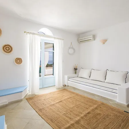 아파트 Glyfa Village