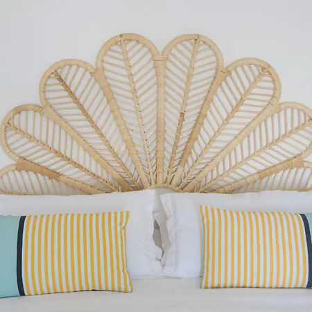 아파트 Glyfa Village